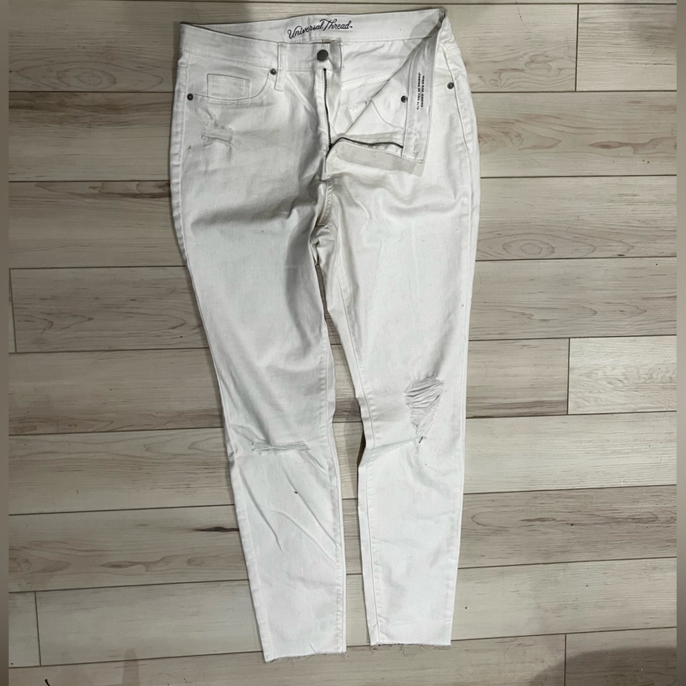 Universal Thread White Jeans, NWOT
